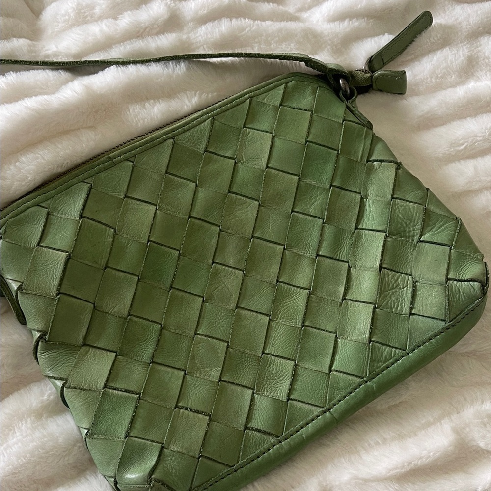 Woven Green Leather Crossbody Bag - Women's Adjustable Shoulder Bag - Picture 2 of 5